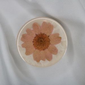 New Handmade Phone Grip With Real Dried Flower